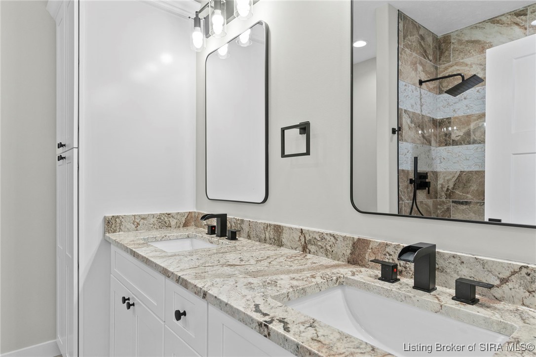 120 West Greene Court Hanover, IN 47243 - Photo 19 of 32 Primary Bathroom