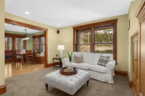 $1,200,000 | 2219 Knapp Street, St. Paul, MN 55108