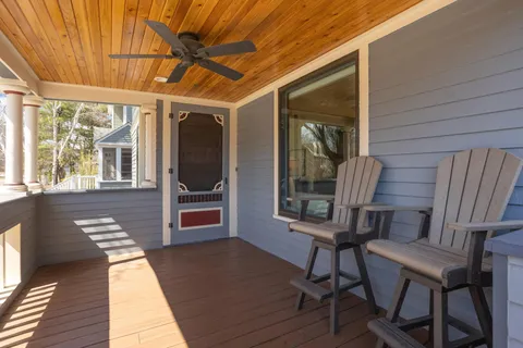 $1,200,000 | 2219 Knapp Street, St. Paul, MN 55108