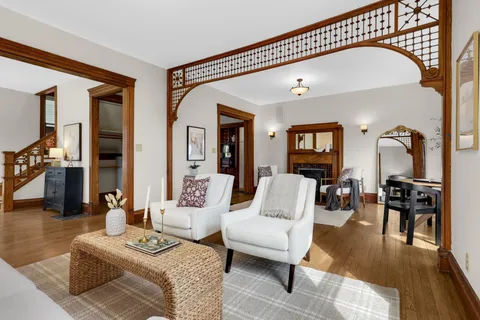 $1,200,000 | 2219 Knapp Street, St. Paul, MN 55108