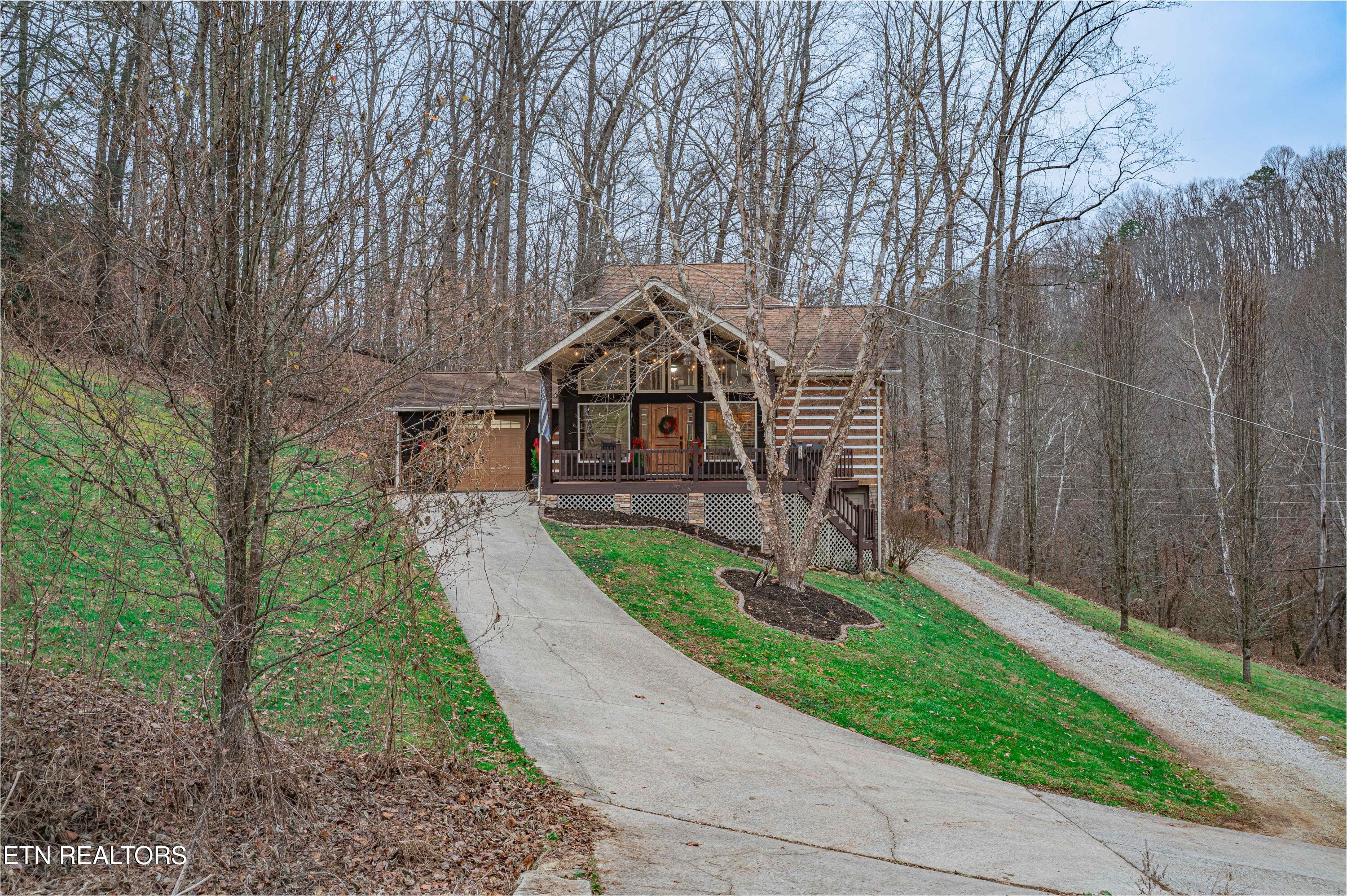 1736 Demory Road La Follette, TN 37766 - Photo 2 of 42 Front