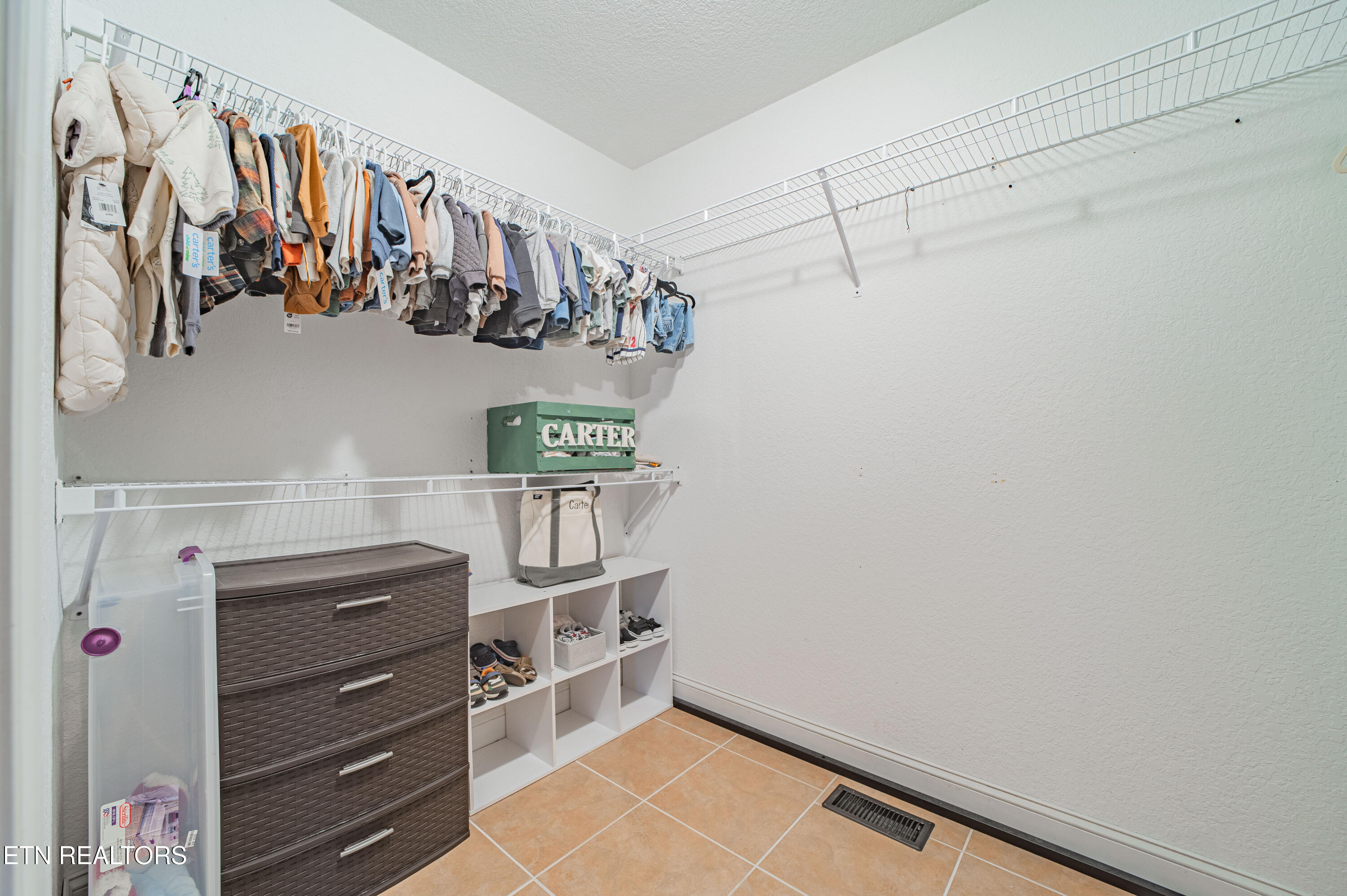 1736 Demory Road La Follette, TN 37766 - Photo 26 of 42 2nd floor primary closet