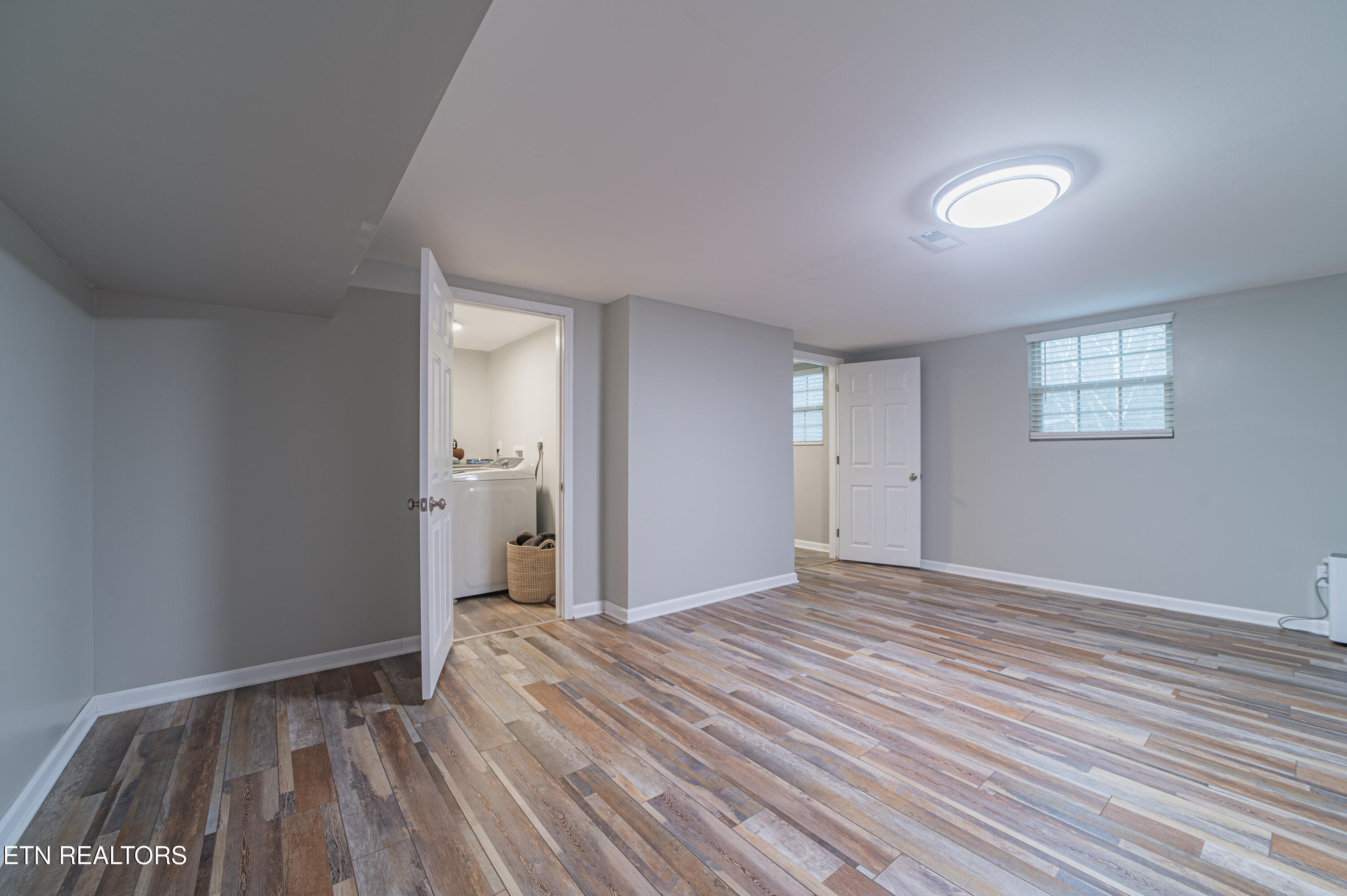 1736 Demory Road La Follette, TN 37766 - Photo 32 of 42 basement suite