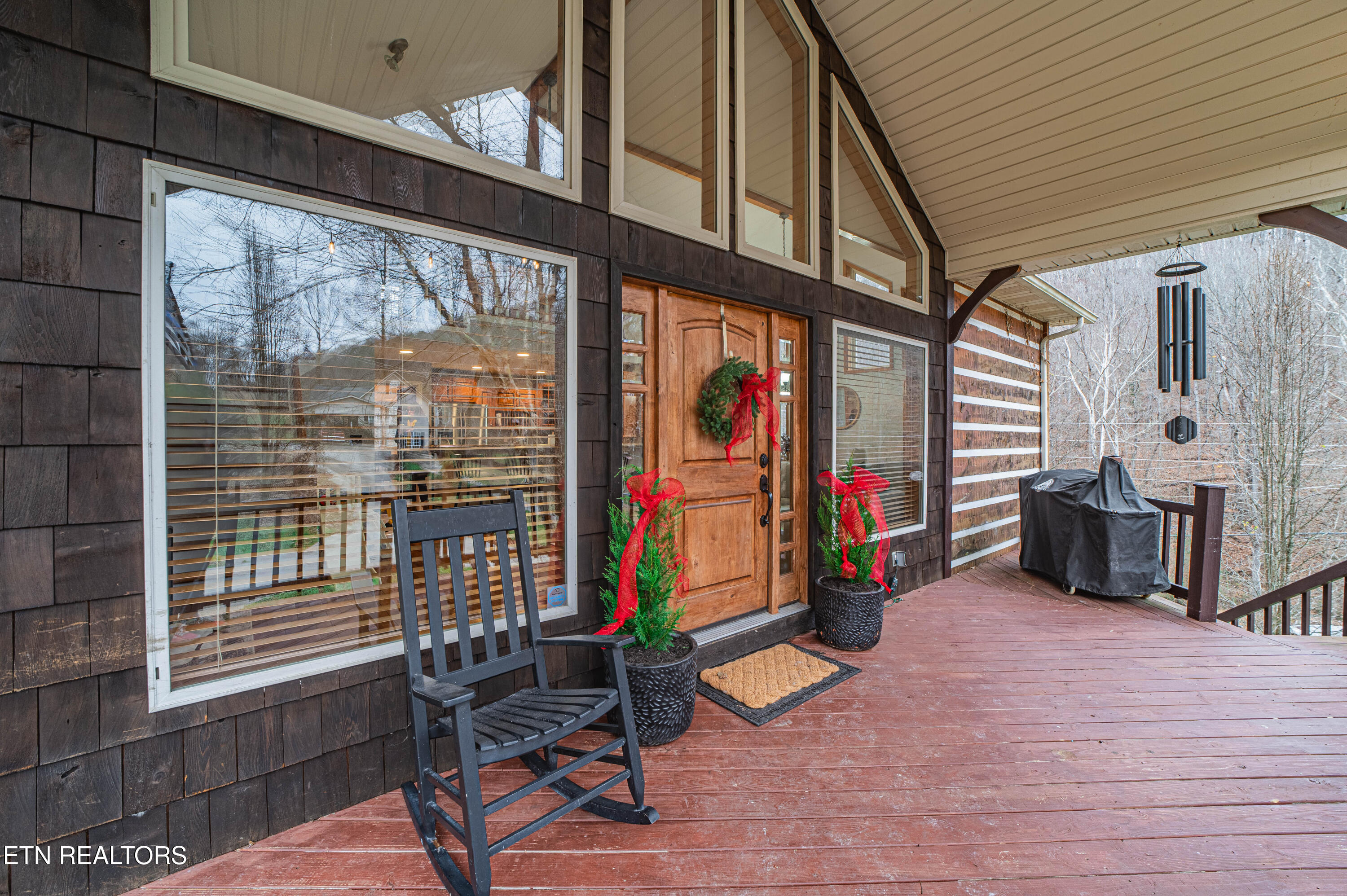 1736 Demory Road La Follette, TN 37766 - Photo 5 of 42 Covered Porch