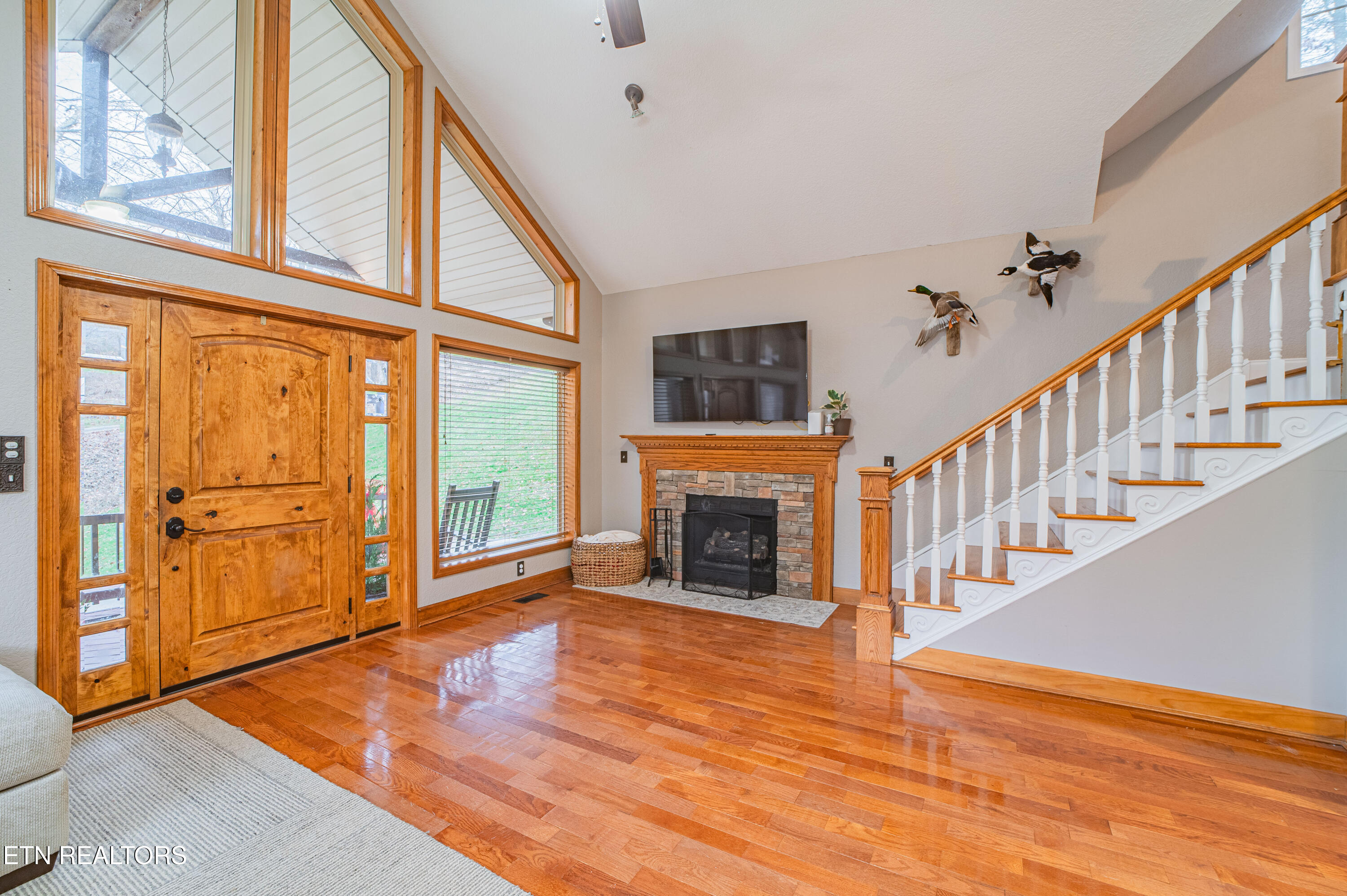 1736 Demory Road La Follette, TN 37766 - Photo 7 of 42 Family Room