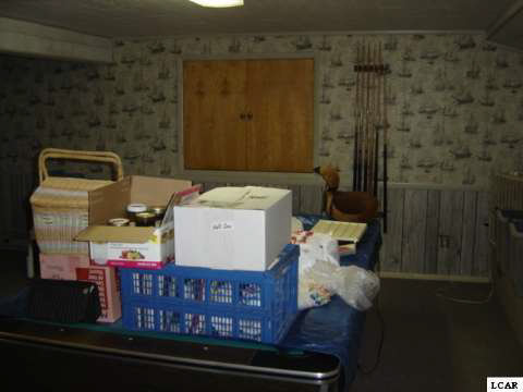 555 Trenton Road Adrian, MI 49221 - Photo 21 of 25 20376980-20.JPG