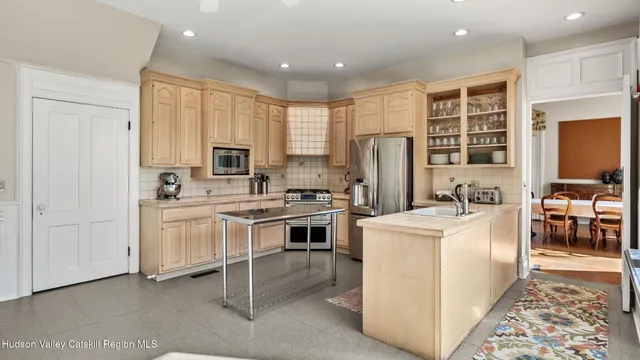 $5,900,000 | 4317 Highway 23, Hudson, NY 12534