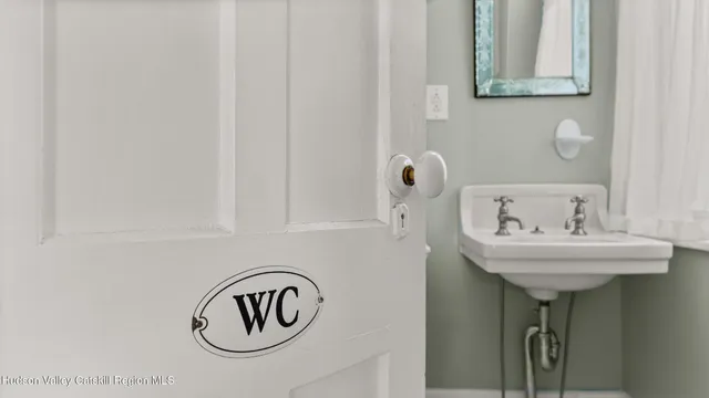 $5,900,000 | 4317 Highway 23, Hudson, NY 12534