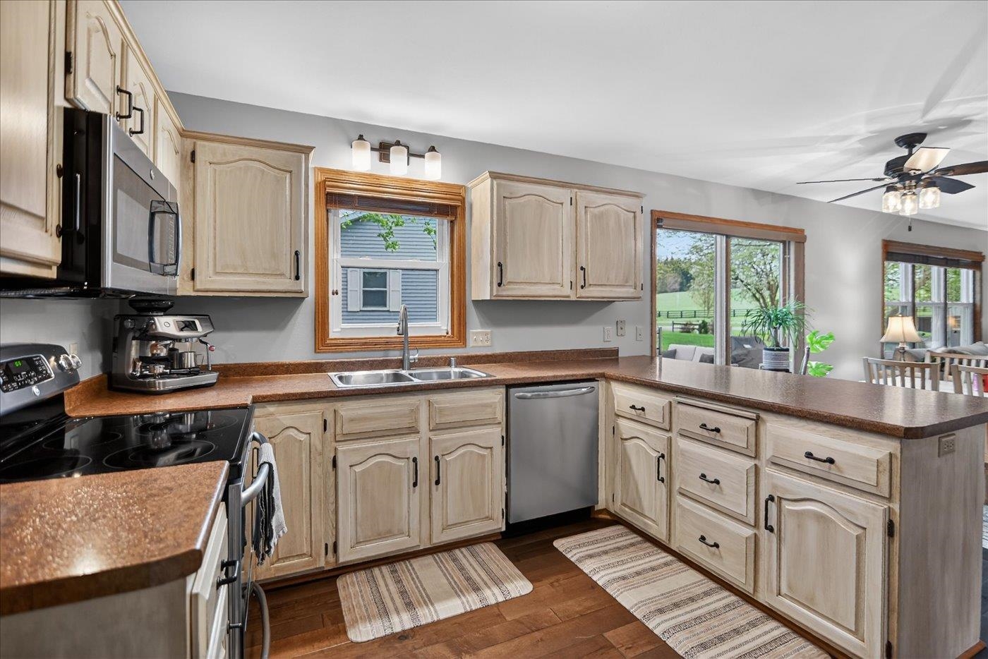 1200 Spahn Drive Waunakee, WI 53597 - Photo 17 of 45