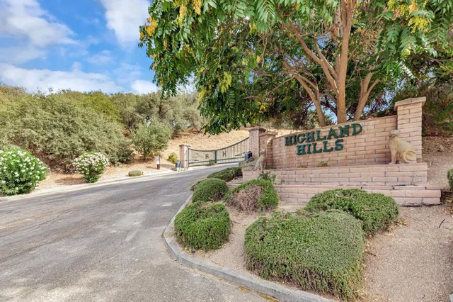 $1,249,000 | 44737 Sun Valley Drive, King City, CA 93930