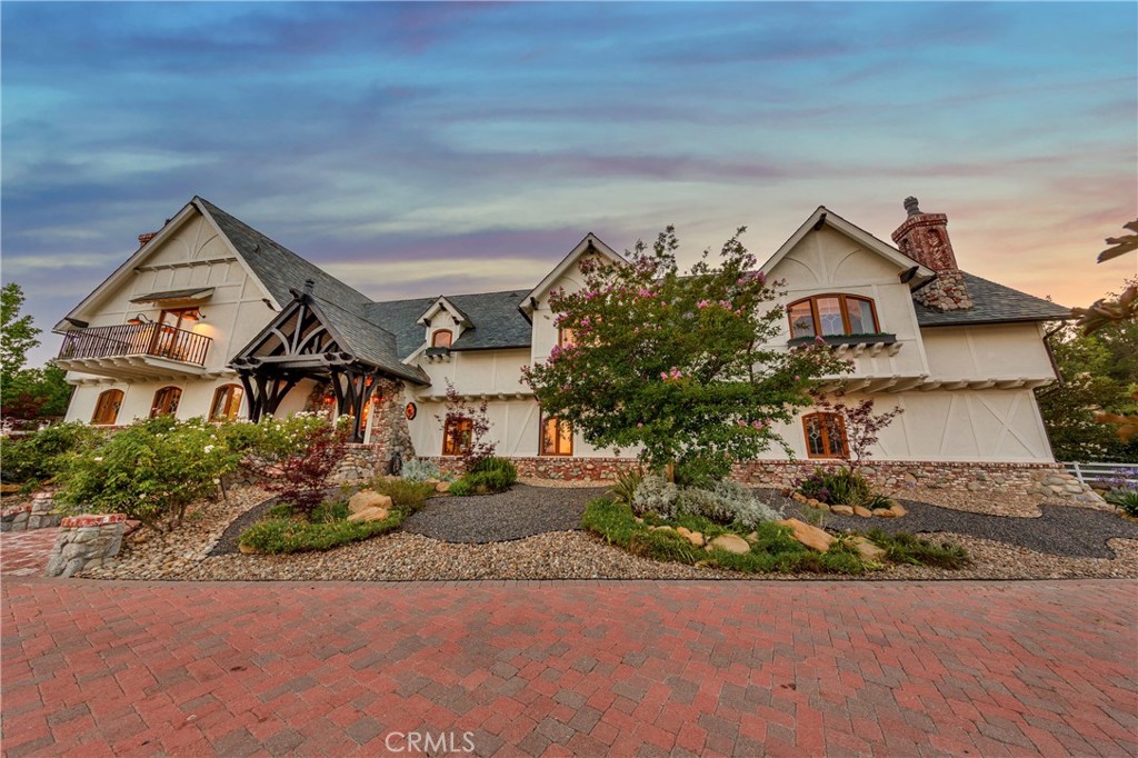 85 Saddlebow Road Bell Canyon, CA 91307 - Photo 71 of 75 front view of a house with a street