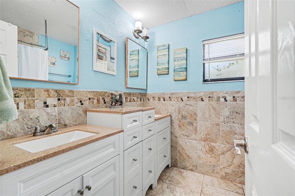 534 Leverett Road Seffner, FL 33584 - Photo 22 of 33