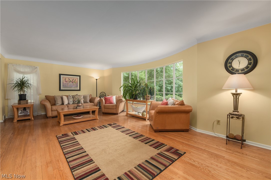 2703 Coventry Road Cleveland, OH 44120 - Photo 5 of 35 Gallery Image 5
