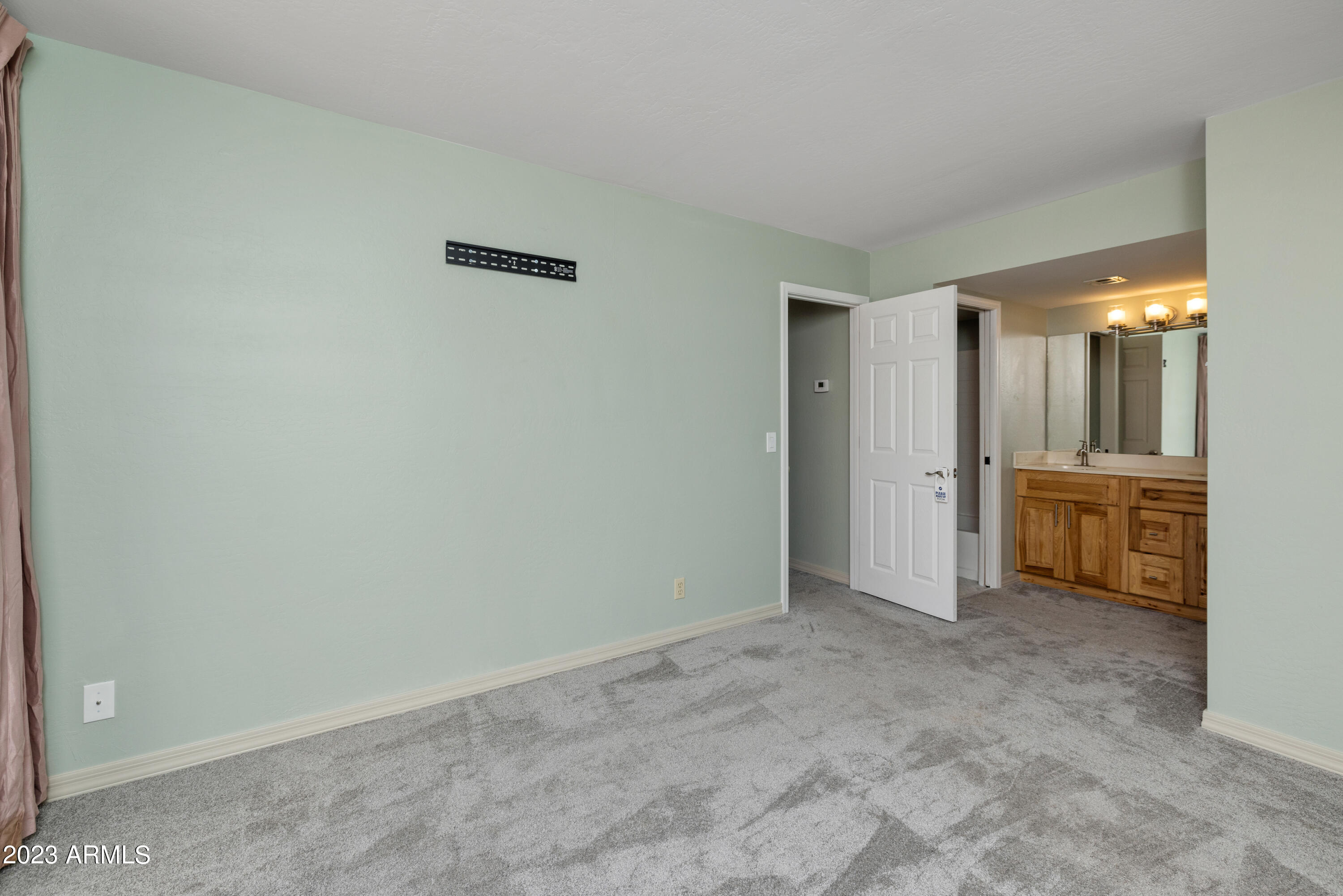 2180 Resort Way South, Unit C7 Prescott, AZ 86301 - Photo 15 of 20 015_Primary Bedroom