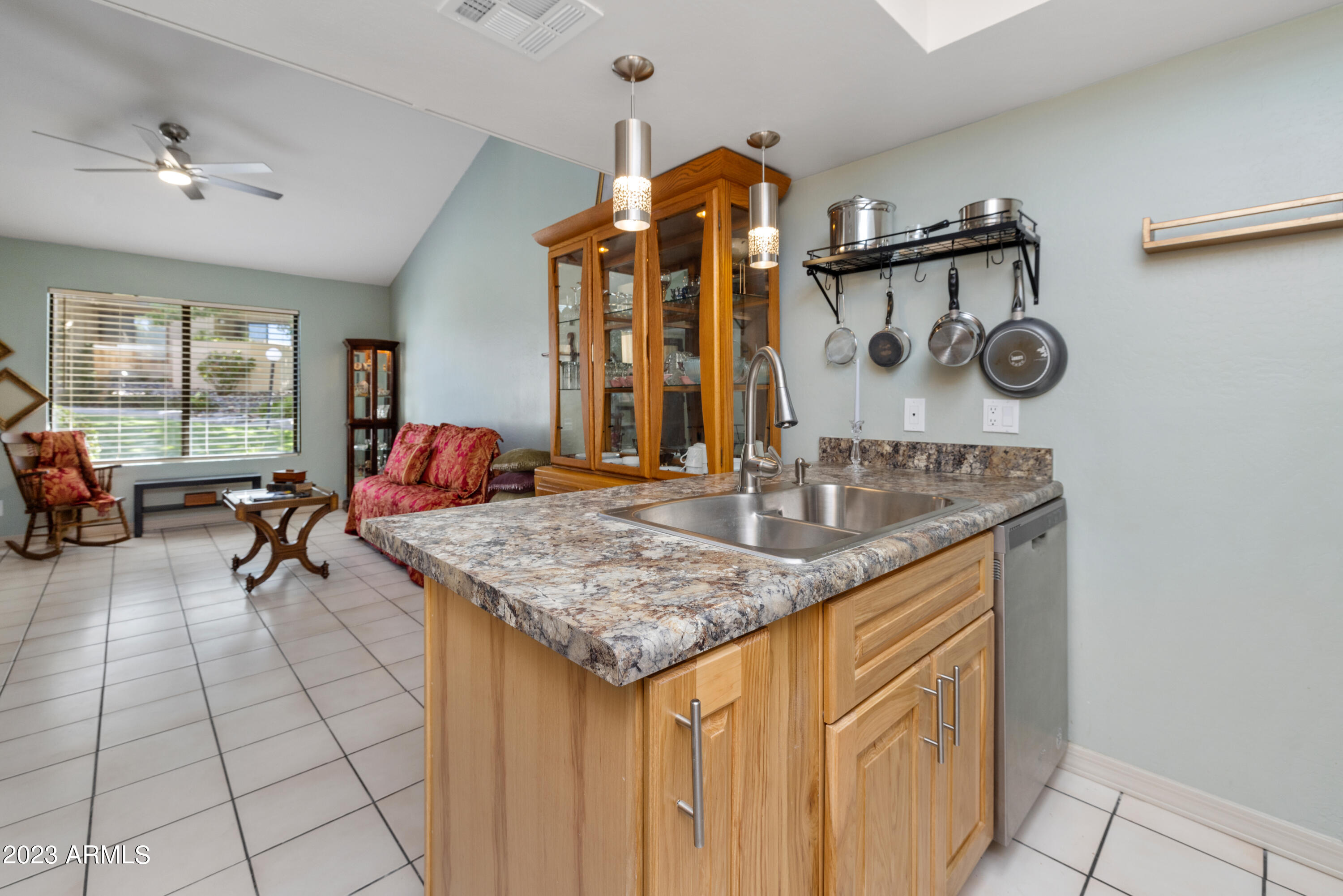2180 Resort Way South, Unit C7 Prescott, AZ 86301 - Photo 8 of 20 008_Kitchen