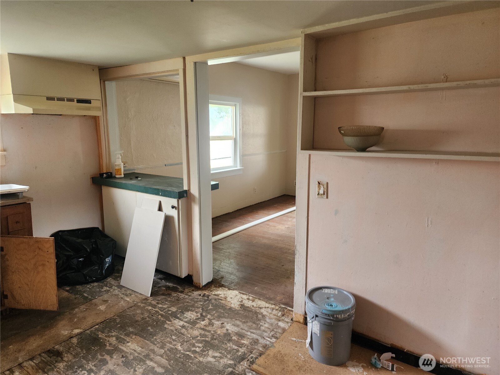 241 Southwest 10th Street Chehalis, WA 98532 - Photo 10 of 16 a view of a storage & utility room