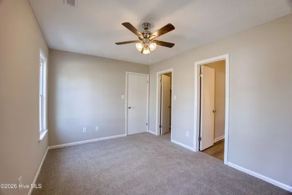 $260,000 | 214 West Volant Street, Hubert, NC 28539