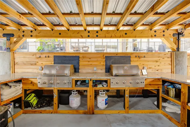 $1,550 | 2205 McKinney Street, Unit 510, Houston, TX 77003