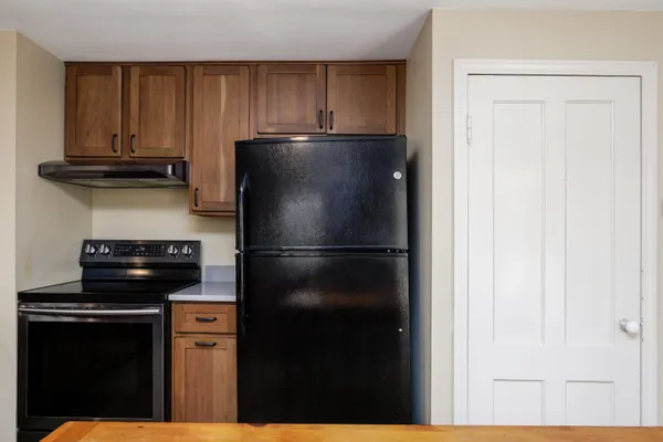 $450,000 | 10 Shorewood Estates Road, Newport, NH 03773