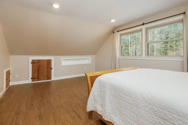 $450,000 | 10 Shorewood Estates Road, Newport, NH 03773