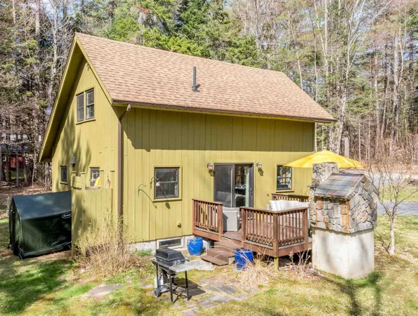 $450,000 | 10 Shorewood Estates Road, Newport, NH 03773