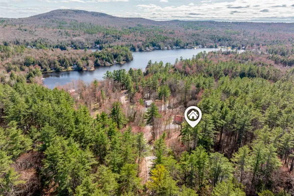 $450,000 | 10 Shorewood Estates Road, Newport, NH 03773