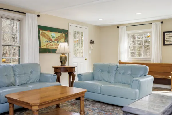 $450,000 | 10 Shorewood Estates Road, Newport, NH 03773