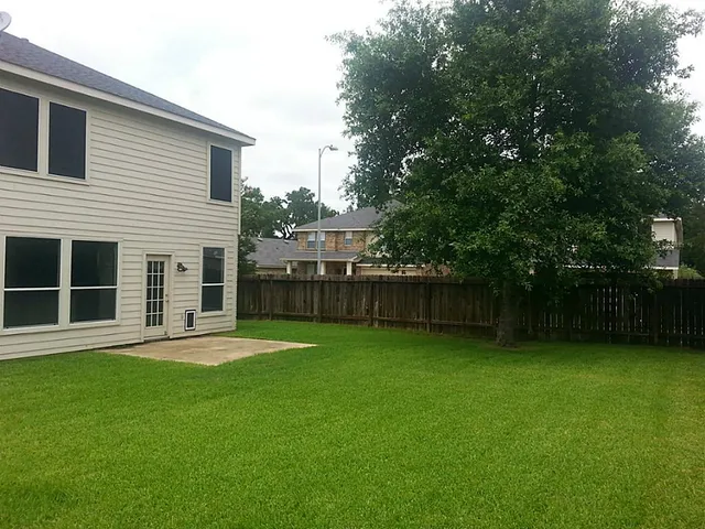 $1,900 | 18803 Knobby Oaks Place, Magnolia, TX 77355