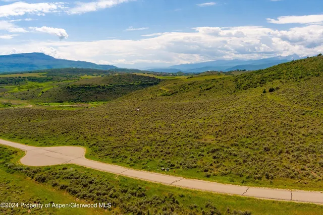 a view of an ocean from a yard