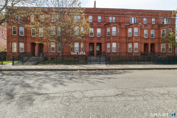 $1,350 | 105 William Street, Unit A, Bridgeport, CT 06608