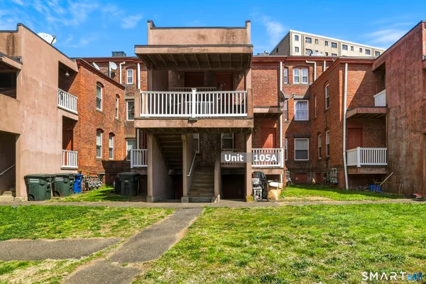 $1,350 | 105 William Street, Unit A, Bridgeport, CT 06608