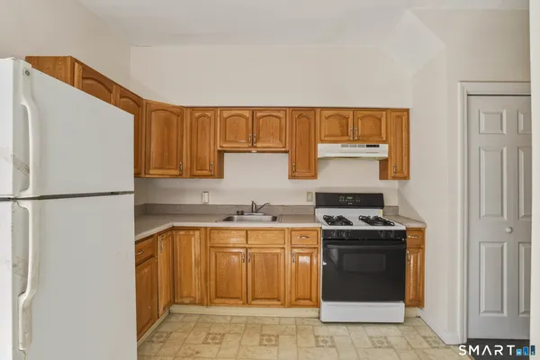 $1,350 | 105 William Street, Unit A, Bridgeport, CT 06608