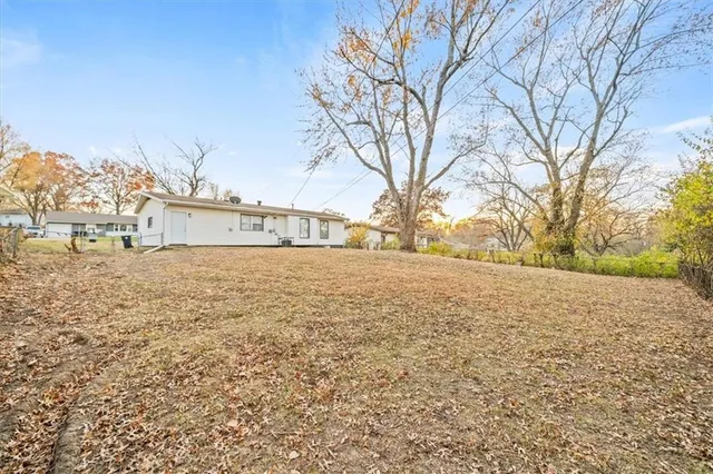 $225,000 | 6302 Fairlane Drive, Kansas City, MO 64134