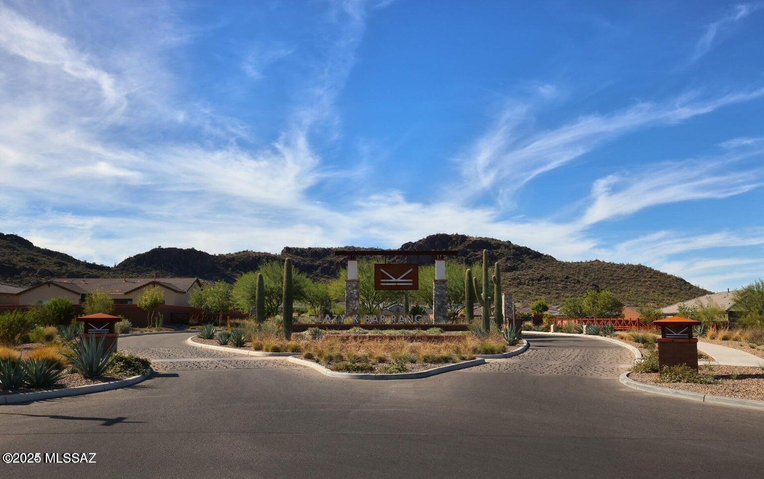 8338 West Spaulding Street Tucson, AZ 85743 - Photo 2 of 45