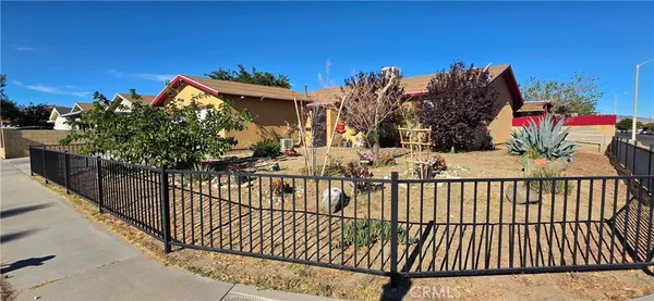 $434,900 | 37351 52nd Street East, Palmdale, CA 93552