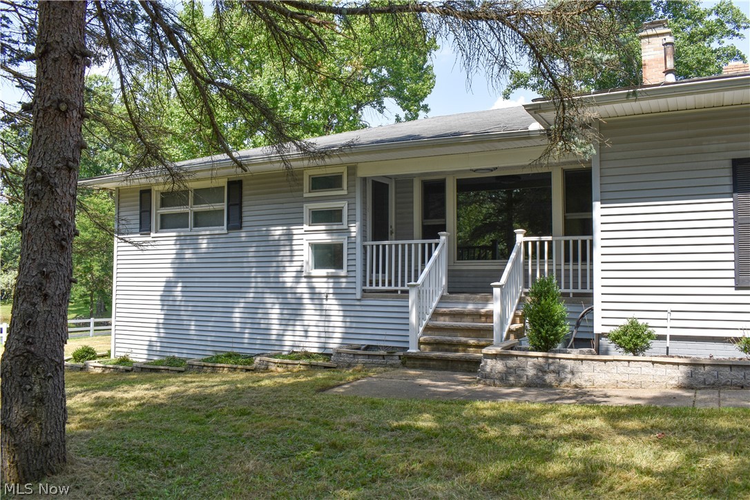 18749 Alexander Road Walton Hills, OH 44146 - Photo 3 of 25