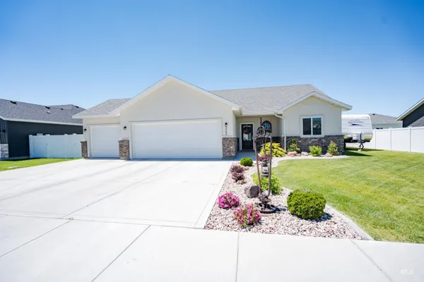 $379,999 | 2360 Dorchester Avenue, Burley, ID 83318