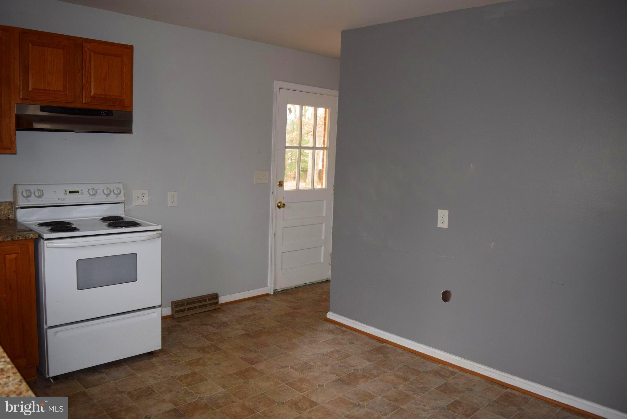 1004 Conway Road Fredericksburg, VA 22405 - Photo 20 of 59 Kitchen
