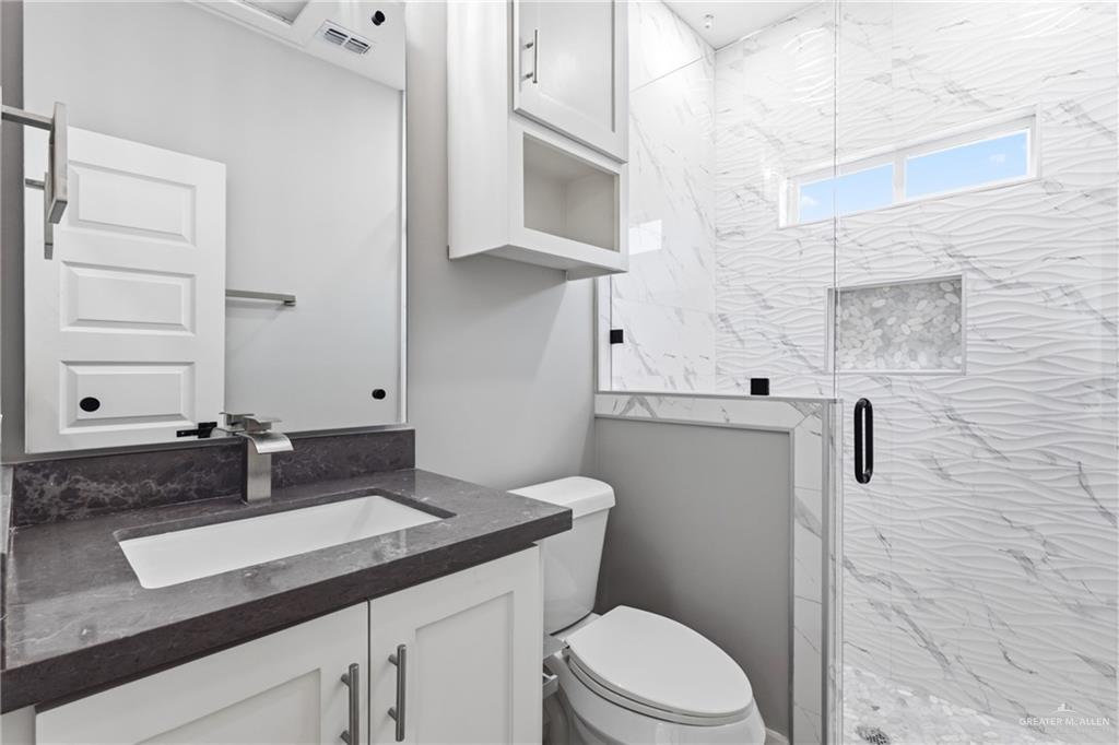 415 Serg Loop Alamo, TX 78516 - Photo 11 of 15