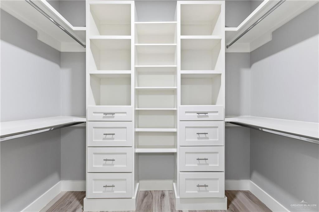 415 Serg Loop Alamo, TX 78516 - Photo 8 of 15 Master Bedroom Closet