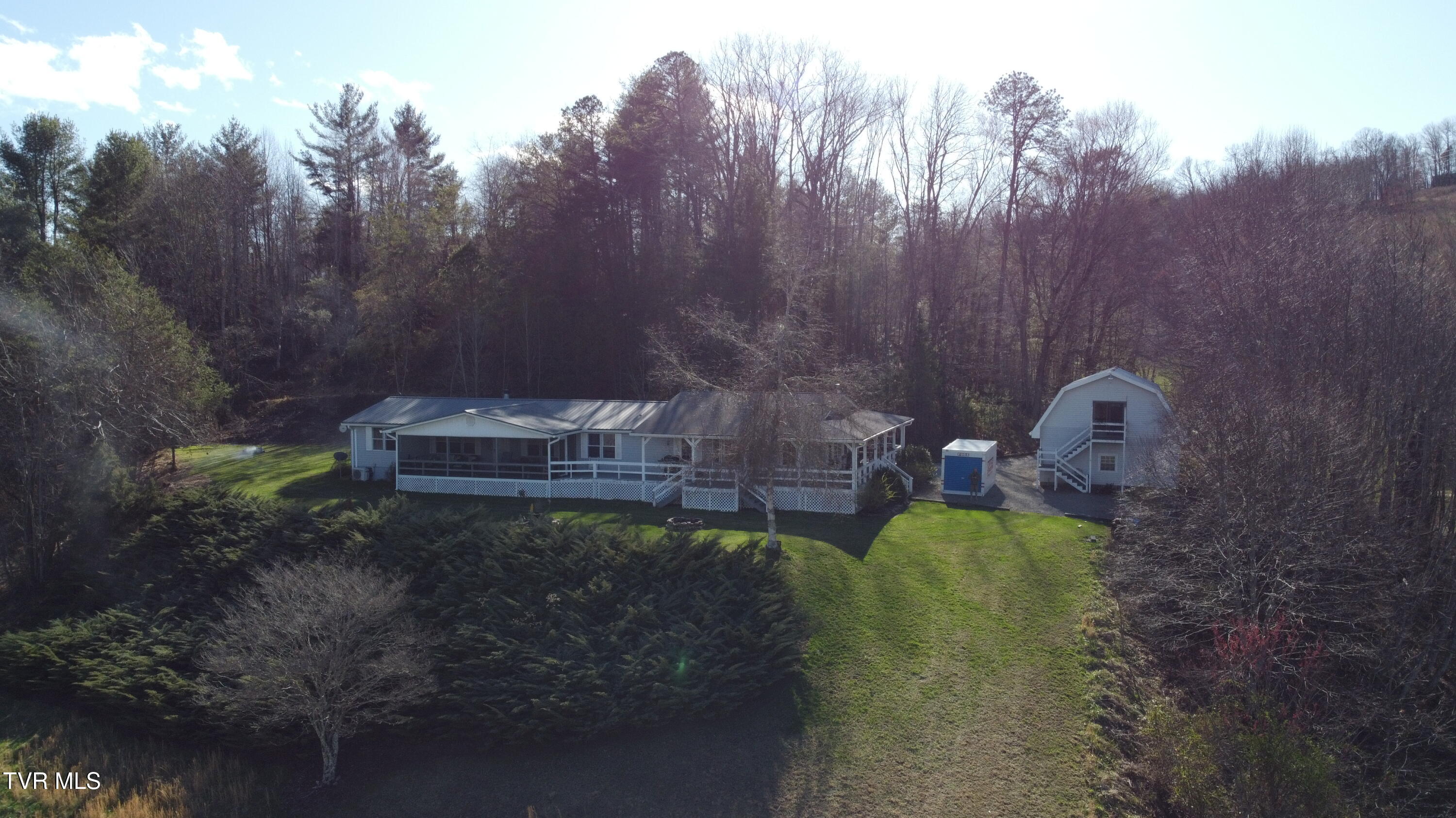 958 Avery Branch Road Mountain City, TN 37683 - Photo 14 of 64 DJI_0128