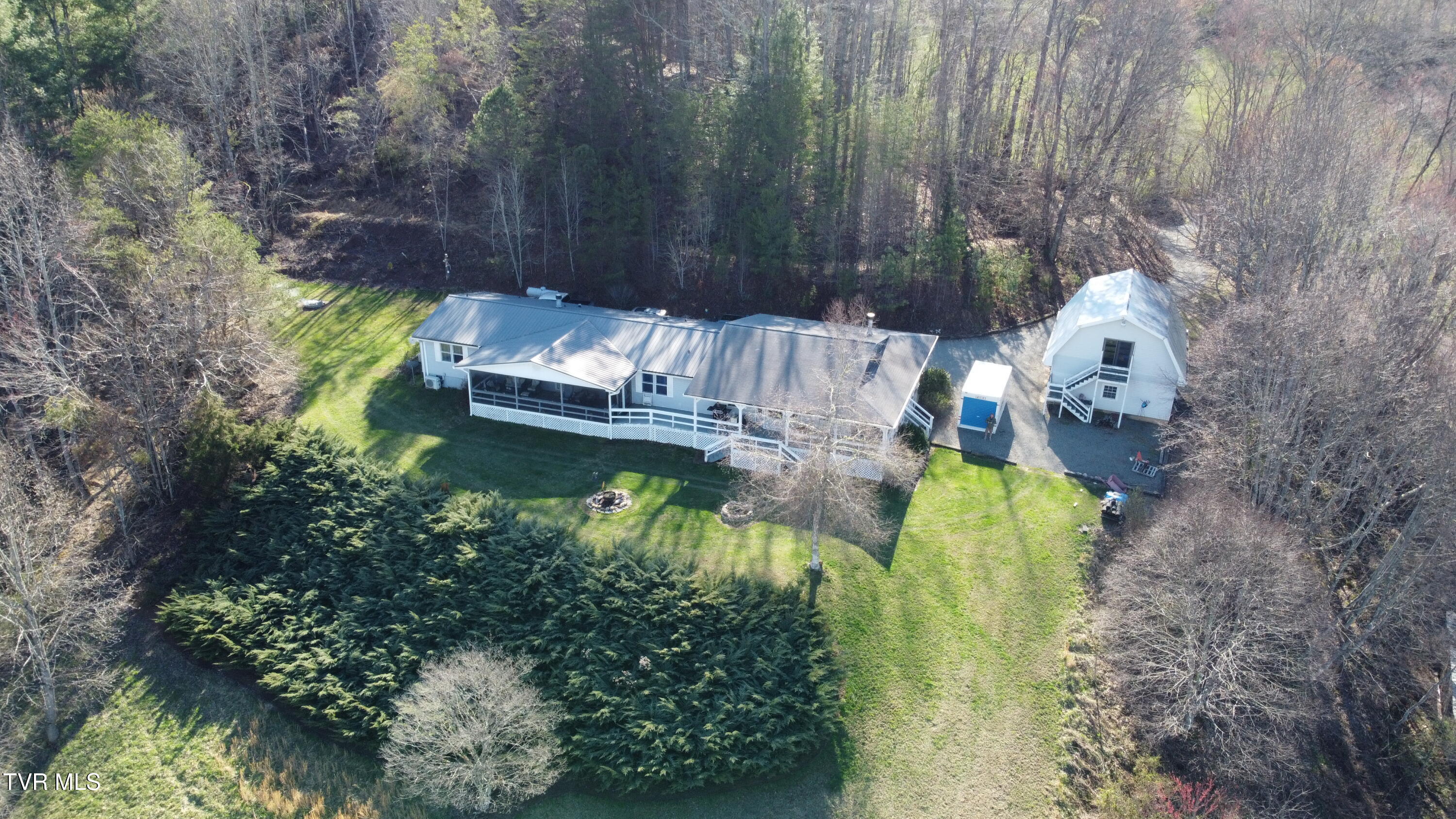 958 Avery Branch Road Mountain City, TN 37683 - Photo 15 of 64 DJI_0127 (1)