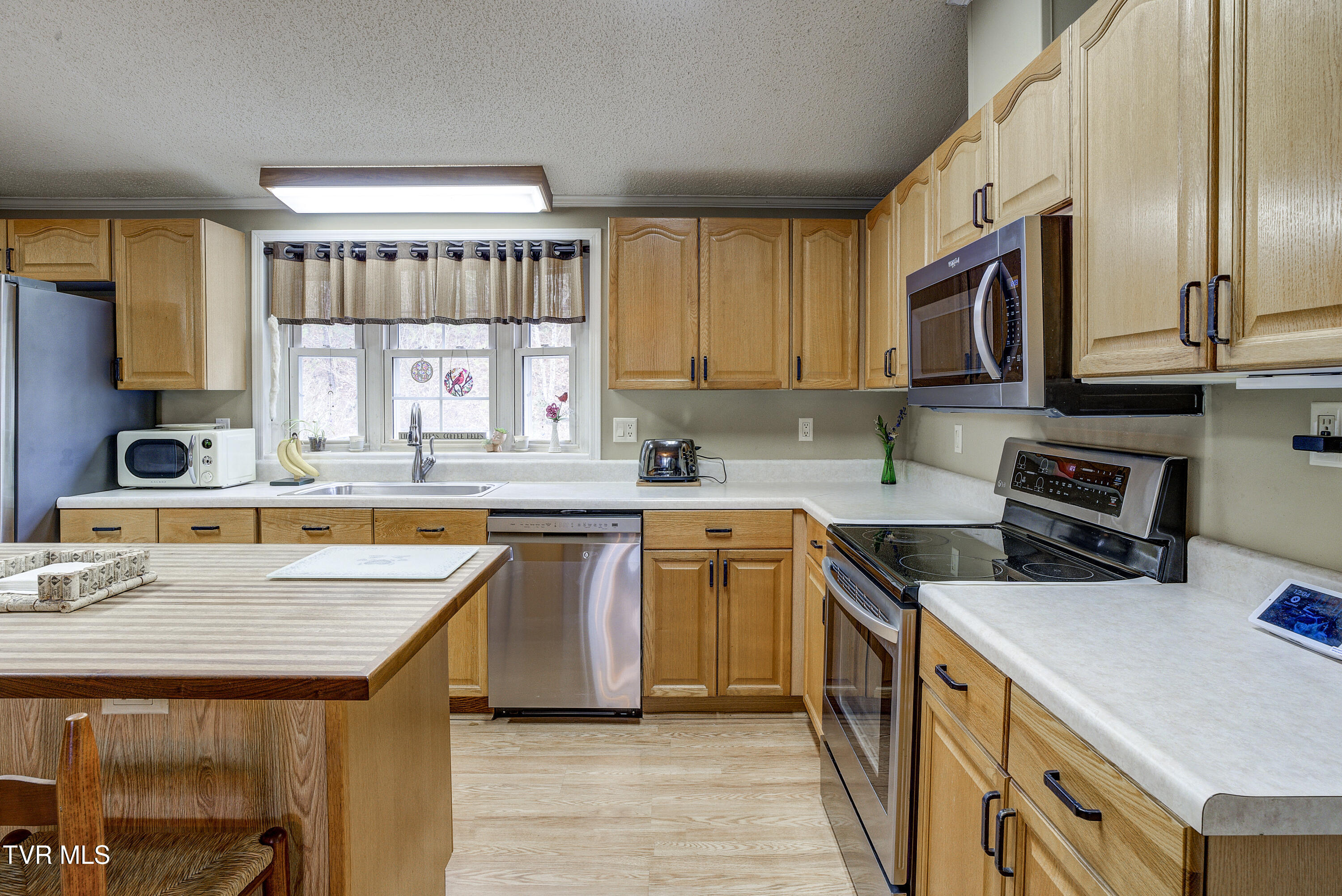 958 Avery Branch Road Mountain City, TN 37683 - Photo 34 of 64 Avery-9