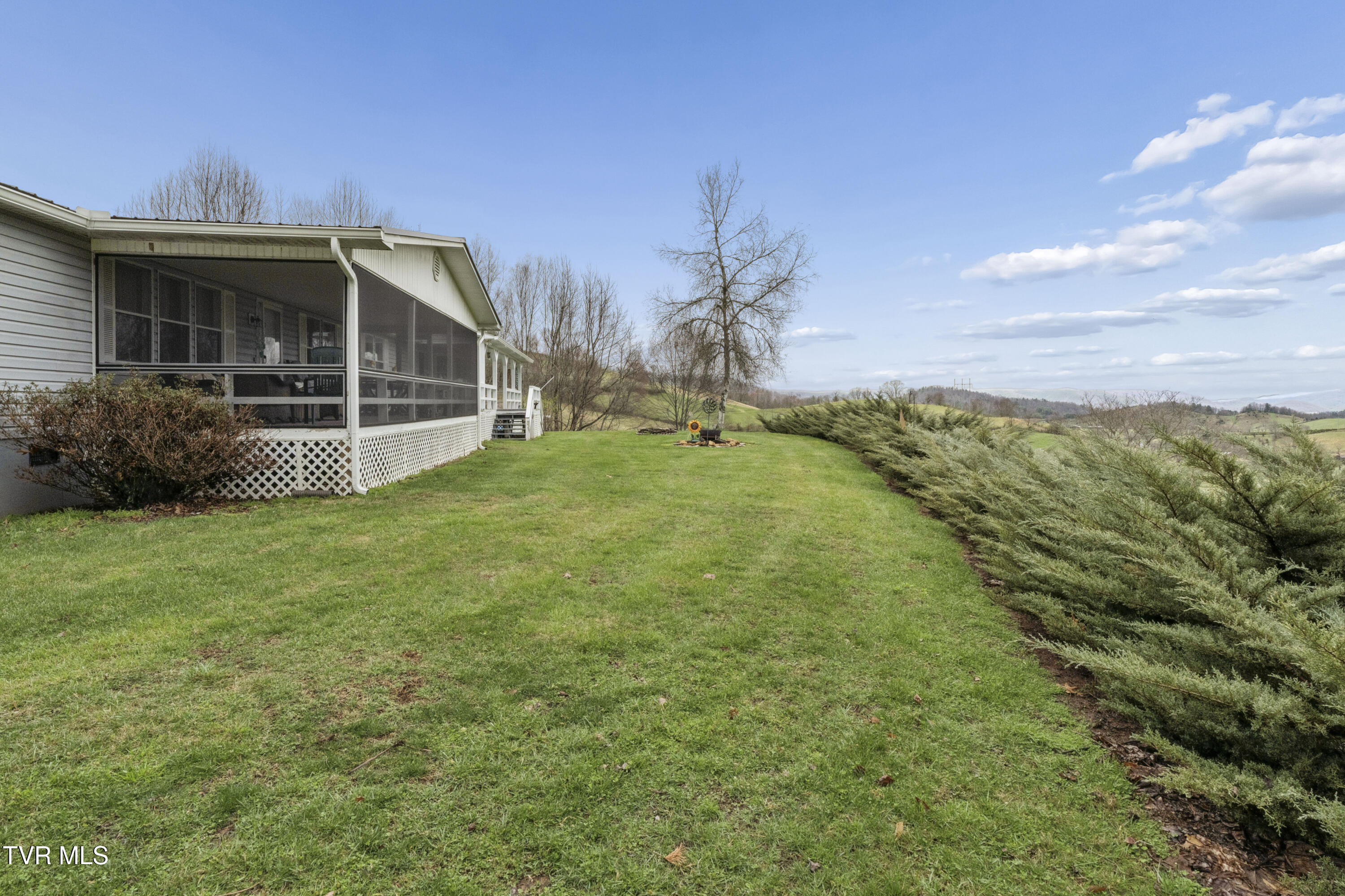 958 Avery Branch Road Mountain City, TN 37683 - Photo 4 of 64 AveryBranch-Exterior-12