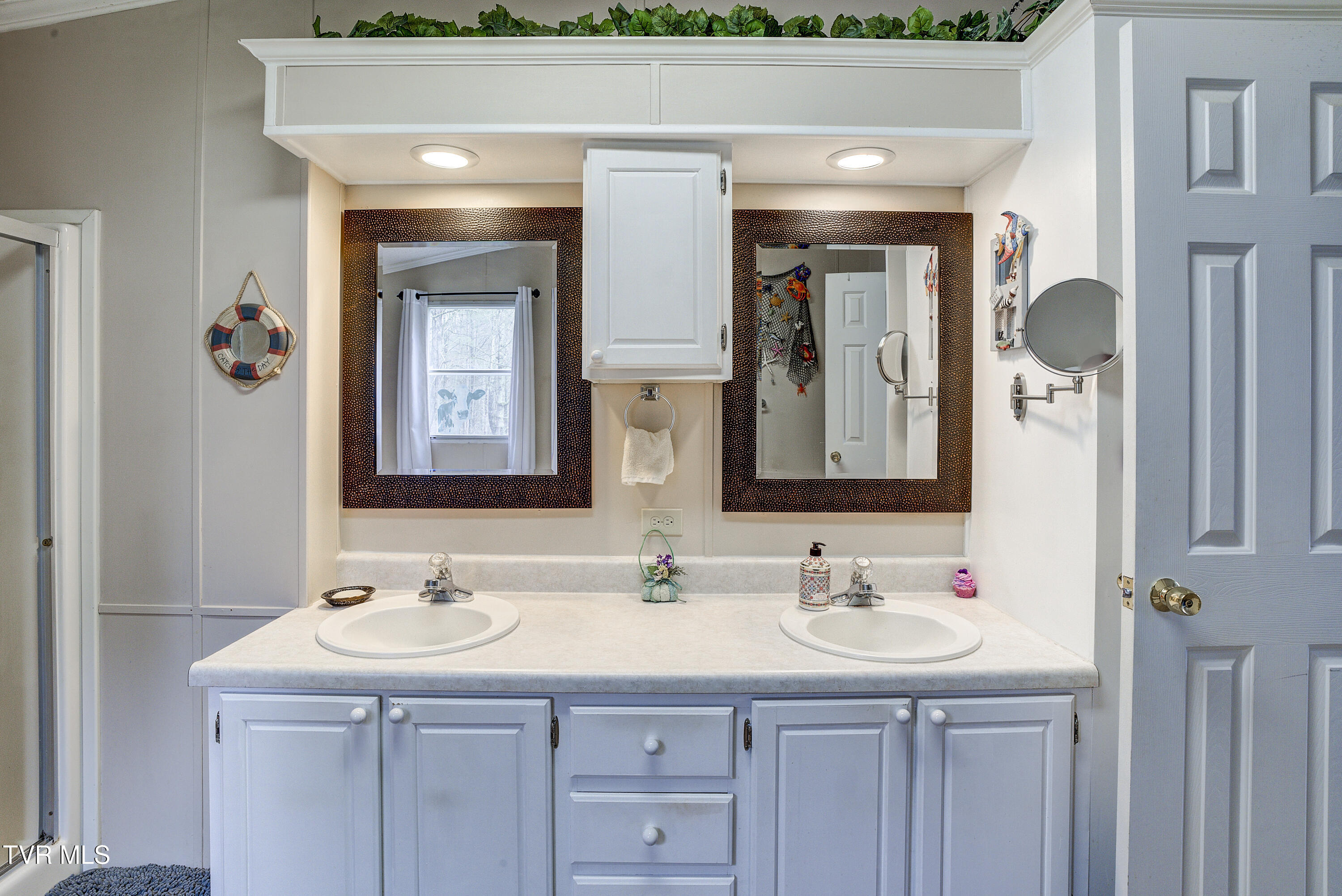 958 Avery Branch Road Mountain City, TN 37683 - Photo 51 of 64 Avery-28