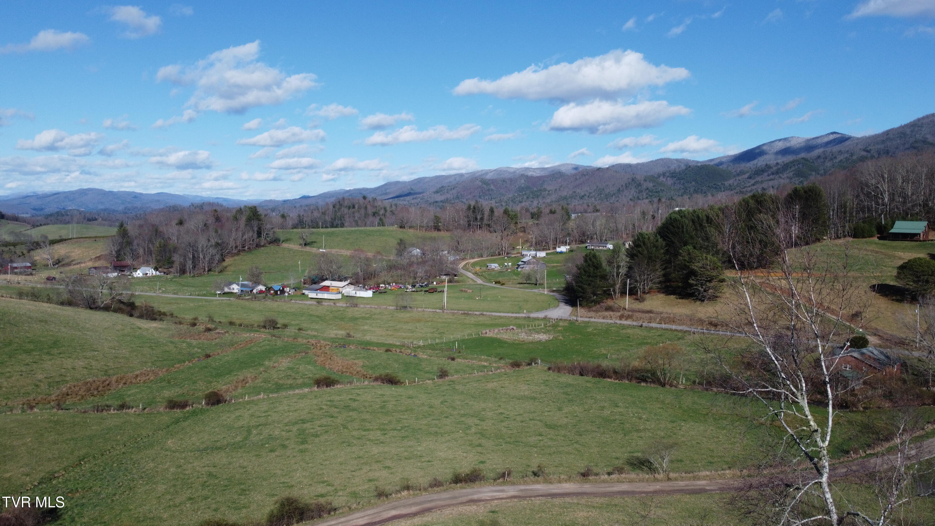 958 Avery Branch Road Mountain City, TN 37683 - Photo 60 of 64 DJI_0115