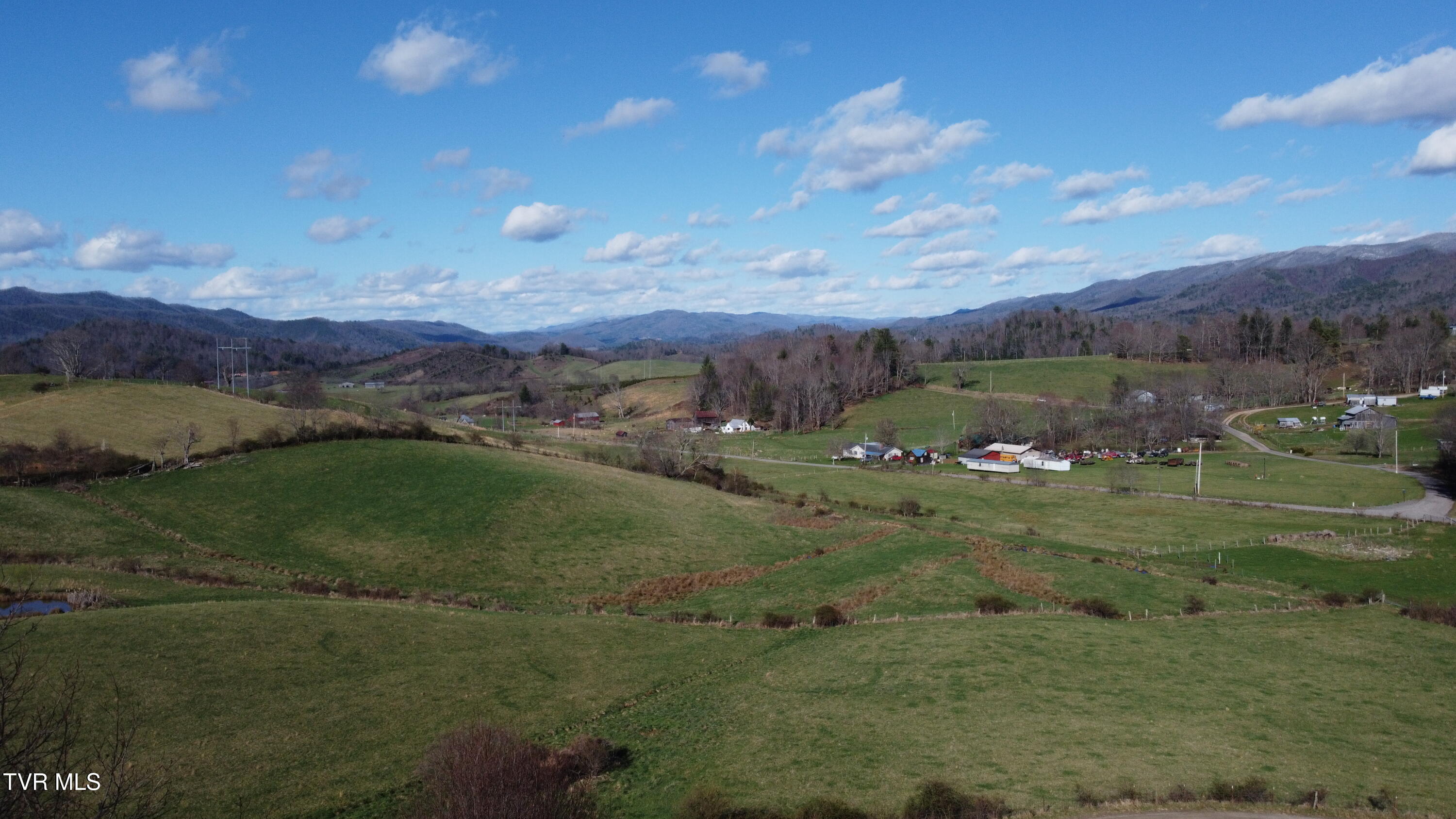 958 Avery Branch Road Mountain City, TN 37683 - Photo 61 of 64 DJI_0116