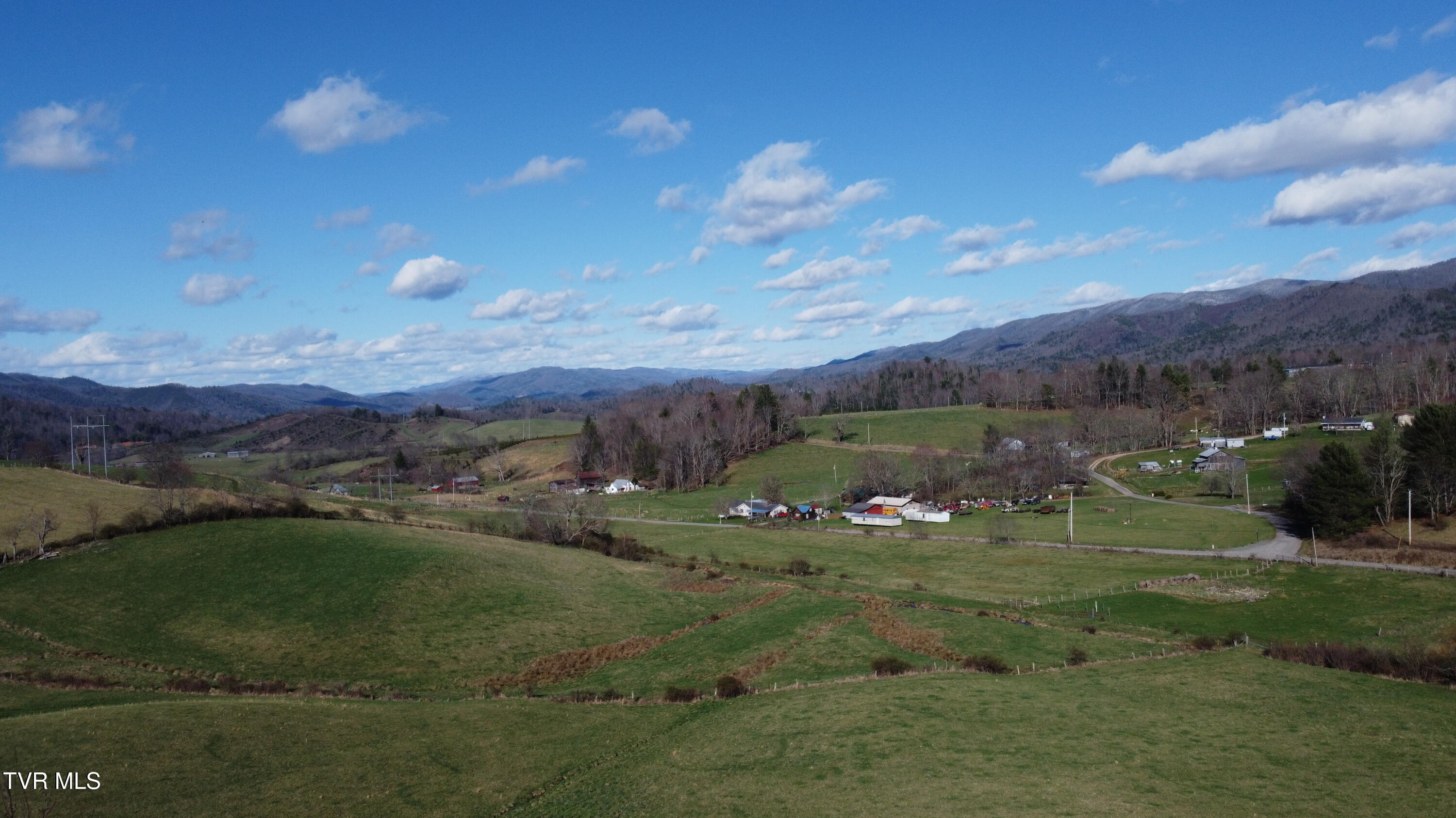 958 Avery Branch Road Mountain City, TN 37683 - Photo 64 of 64 DJI_0122