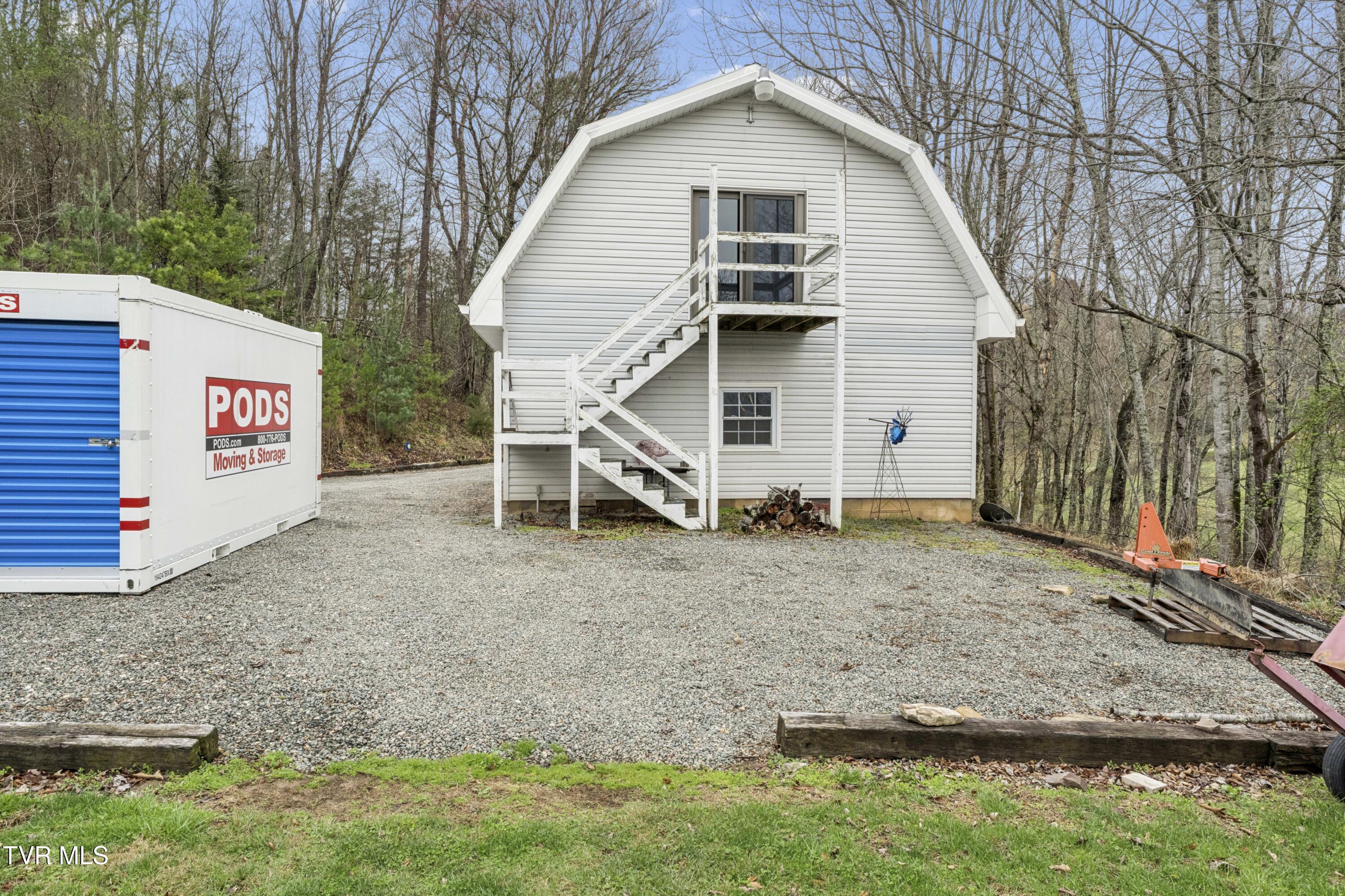 958 Avery Branch Road Mountain City, TN 37683 - Photo 8 of 64 AveryBranch-Exterior-14