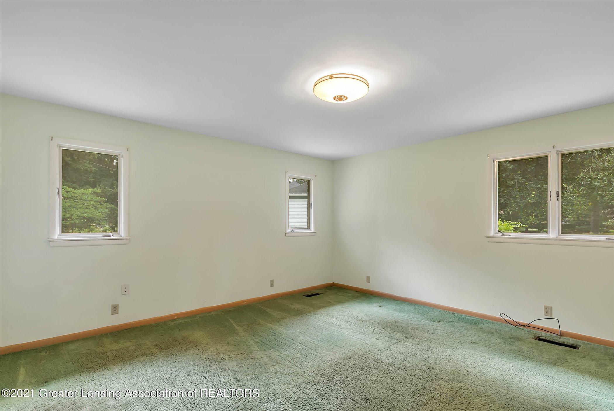 4643 Arrowhead Road Okemos, MI 48864 - Photo 16 of 35 Primary Bedroom